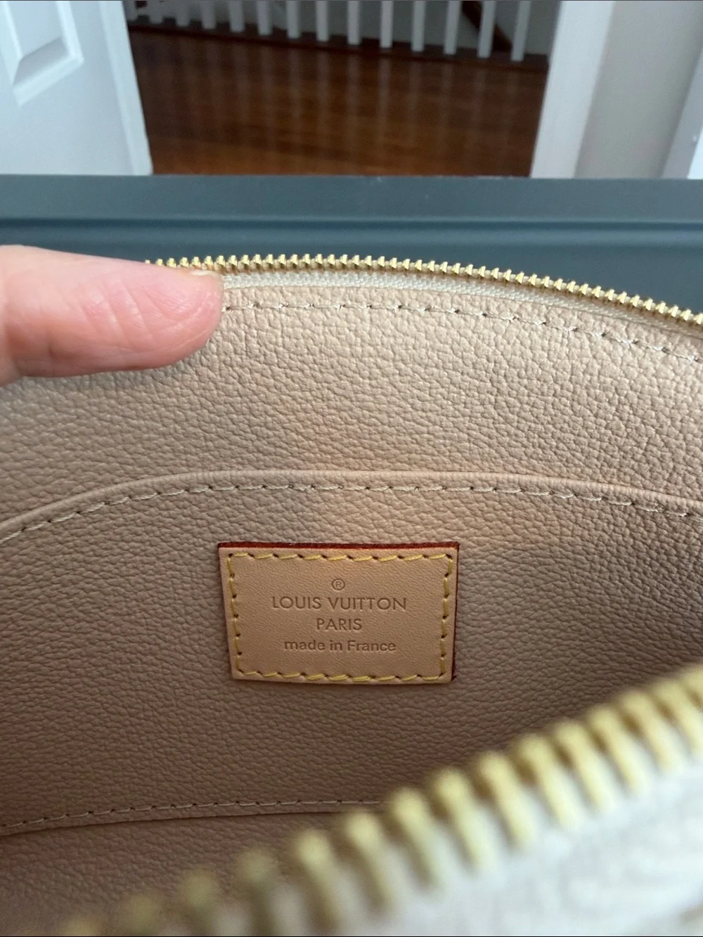 Louis Vuitton classic louis